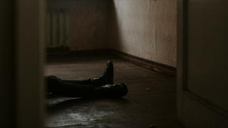 Suferința în dragoste l-a împins la sinucidere pe un bărbat din Iași. A fost găsit de soţia lui, chiar în ziua în care urmau să divorţeze