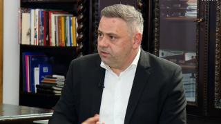 "Preşedintele nostru, domnul Nicolae Ceauşescu, nu spunea degeaba că stuful e aurul verde al României". Gafa care ar putea să-l coste funcţia pe Ministrul Agriculturii