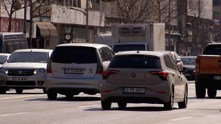 Rabla 2024. Românii care își iau mașini cu bani de la stat trebuie să le însemneze cu un autocolant