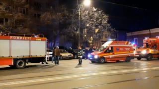 Bloc evacuat în Ploieşti, după ce un miros înţepător a creat panică printre locatari. Oamenii au dat imediat alarma