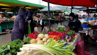 Planta-minune care se vinde cu 2 lei în pieţe şi scade colesterolul. Nutriţioniştii o consideră cel mai puternic detoxifiant