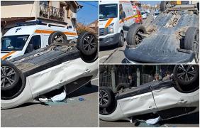 "Tot am lovit, nu am avut ce să fac". O şoferiţă a semănat prăpăd în Mehedinţi, după ce a omis să oprească la stop. Maşina ei a zburat la câţiva metri distanţă