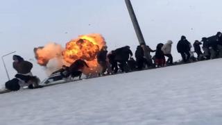 Lovitură năucitoare pentru ruşi. Momentul în care o dronă ucraineană loveşte o clădire la peste 1200 de km în Rusia