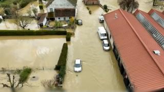 Teroare în Europa din cauza furtunii Nelson. În Polonia, 5 oameni au murit striviţi de copacii căzuţi din cauza vântului