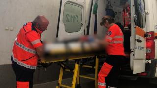 Băiețel de 5 ani la Urgențe, după ce s-a rănit la cap la o grădiniță din Botoșani. Micuțul se urcase pe un scaun, iar un alt copil l-a împins