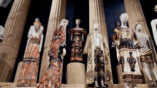 Dolce & Gabbana, expoziție grandioasă. Vedete precum Cher, Naomi Campbell sau Demi Moore au fost prezente la evenimentul de la Milano