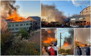 "Arde acoperişul de la bloc. Mamă!" Filmul incendiului devastator din Bucureştii Noi, unde o clădire și un depozit de cherestea au ars ore în şir