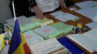 Cine sunt românii care vor scăpa de taxa de boală. Guvernul a adoptat în sfârşit ordonanţa de urgenţă după mai multe variante