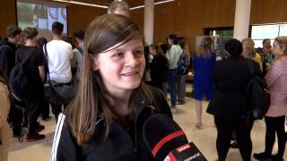 "Nu pot să zic că aştept 5.000 de lei". Ce salariu vrea Alexandra ca ospătar sau barman