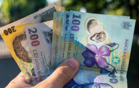 Fapta bună răsplătită cu tichete de 280 de lei, taxe mai mici şi dobânzi mai bune la titlurile de stat Fidelis