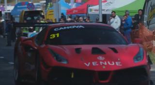 Sute de şoferi, la startul Campionatului Naţional de viteză în coastă. De la bătrâna Dacie, la Ferrari, piloţii au prezentat cele mai puternice maşini