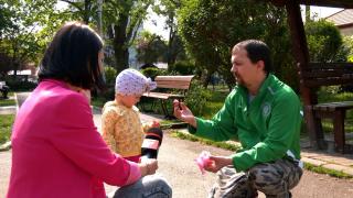 De ce nu mai vor românii să aibă copii: "Grădiniţa e mai scumpă decât salariul". Până în 2050, populaţia ţării ar urma să scadă cu 10 milioane