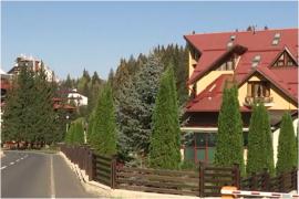 Oferte de minivacanţă la munte. Cât costă un sejur pe Valea Prahovei de 3 nopţi cu demipensiune de 1 Mai şi de Paşte