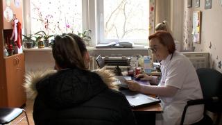 Noi modificări la concediul medical. Cine sunt pacienţii care vor avea de făcut mai multe drumuri pentru a-l obţine