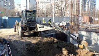 România, la un pas de criză pe piaţa muncii. Între 30 şi 50 la sută dintre muncitorii asiatici ar putea pleca de la noi în Occident