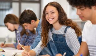 Evaluarea Naţională 2024 pentru clasele a II-a, a IV-a şi a VI-a, începe luni. Peste 500.000 de elevi, aşteptaţi la examene