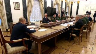 Putin, în faţa generalilor ruşi, cu Belousov în stânga şi Şoigu în dreapta. Ce le-a spus după epurările din armată
