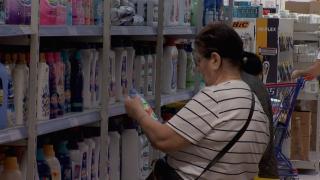 Preţuri plafonate pentru produsele româneşti din supermarketuri. Alimentele autohtone care s-ar putea ieftini cu cel puţin 10%