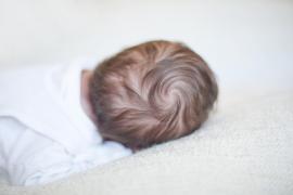 Un bebeluş de o lună a murit la Spitalul Judeţean Târgu Jiu. Copilul fusese adus de părinţi în stop cardio-respirator