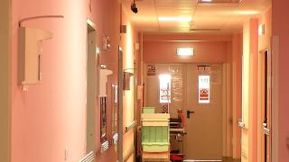 Mort după ce a stat însetat şi flămând 12 ore la UPU Iaşi. Bărbatul a fost internat abia după ce a intrat în comă