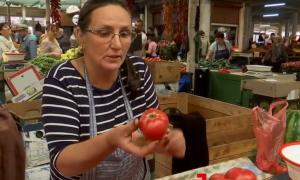 Cum poţi recunoaşte fructele şi legumele coapte, sănătoase, fără pesticide. Marinela şi soţul ei au propria tactică