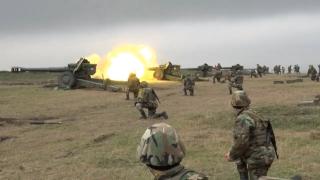 Măsuri disperate în Ucraina. Guvernul cheamă adolescenţii de 17 ani în ţară Zelenki speră să obţină ajutor militar din Franţa