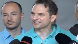 Sebastian Burduja a spus că are încredere în bucureşteni, la ieşirea din secţia de votare: "Am votat pentru viitor"