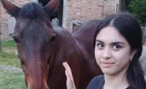O adolescentă româncă din Italia este de negăsit de mai bine de 3 zile. Părinții o caută cu disperare pe Evelina, care ar fi plecat de acasă cu un băiat