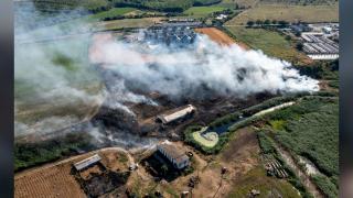 Incendiu violent într-un lan de grâu din Tulcea. În apropiere se aflau mai multe rezervoare GPL