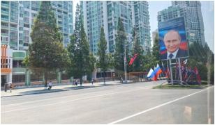 Kim Jong Un a umplut Phenianul de postere cu Putin. Imagini de pe străzile din Coreea de Nord