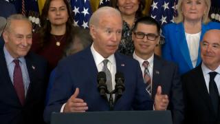 Democraţii iau în calcul să-l schimbe pe Biden din cursa pentru preşedinţie. Preşedintele SUA s-a blocat în timpul unei conferinţe, al 3-lea incident în câteva zile