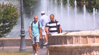 Obligaţiile angajatorilor, pe timp de caniculă. Ce trebuie să le asigure angajaţilor la peste 37 de grade Celsius