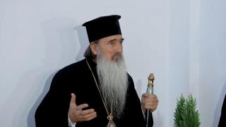 Arhiepiscopia Tomisului sare în apărarea lui ÎPS Teodosie, după ce a îndemnat femeile abuzate să îşi ducă crucea