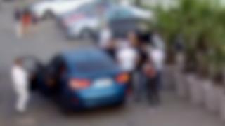 Un medic de la Spitalul Fundeni a ameninţat cu pistolul un şofer în trafic. În maşina lui au fost găsite două arme şi o macetă