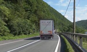 De azi, s-a închis circulaţia pe Valea Oltului. Pe unde pot ocoli şoferii zona, timp de aproape o lună