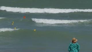 Copil de şase ani, dispărut chiar de sub ochii mamei în Mamaia. Poliţiştii l-au găsit la trei kilometri distanţă