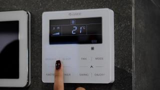 Posibil pene de curent. Sfaturile autorităţilor: nu spălaţi seara şi ţineţi aerul condiţionat la peste 24 de grade