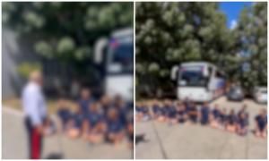 Elevii de la Fanfara Jegălia, filmaţi în genunchi, pe asfaltul încins, sub ochii profesorilor. Val de revoltă online