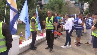 Protest organizat de polițiști în fața sediului IPJ Constanța. Sunt nemulțumiți de noile condiții de muncă impuse