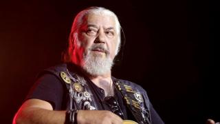 Ultima dorinţă a lui Nicu Covaci: "Asta vom face". Fondatorul Phoenix, înmormântat fără onoruri militare