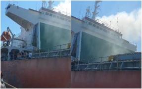 Incendiu la un vapor aflat în şantierul naval Midia. Patru cadavre, găsite de pompieri în interiorul navei