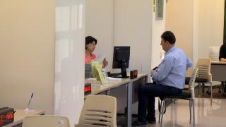 Legea anti-cămătărie, promulgată de Iohannis. Cât vor plătii românii care credite la IFN-uri