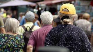 Cine sunt cei 720.000 de români care rămân cu pensiile îngheţate 2 ani. După recalculare au ieşit pe minus