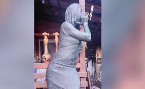 Statuia 