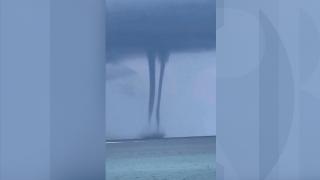 Fenomen meteo rar surprins în Florida. Două trombe marine s-au format în larg