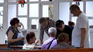 Pensionar, revoltat de cât a primit după recalculare. "Nopţi pierdute, fără sâmbete, fără duminici"