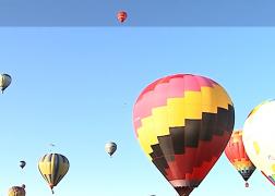 Experienţă de Cappadocia în Mureş. Parada baloanelor cu aer cald a oferit senzaţii unice turiştilor