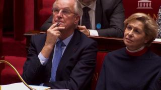 S-a încheiat cel mai scurt mandat de premier din istora Franţei. Reacţia lui Marine Le Pen, după ce guvernul a picat