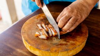 Alimentul preferat al străbunicilor a devenit delicatesă în America: "I se mai spune măslina cu patru picioare"