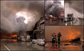 Filmul incendiului din Craiova, de la un depozit de construcţii. Angajat: "Am apucat să intrăm la birouri și s-a întrerupt curentul"